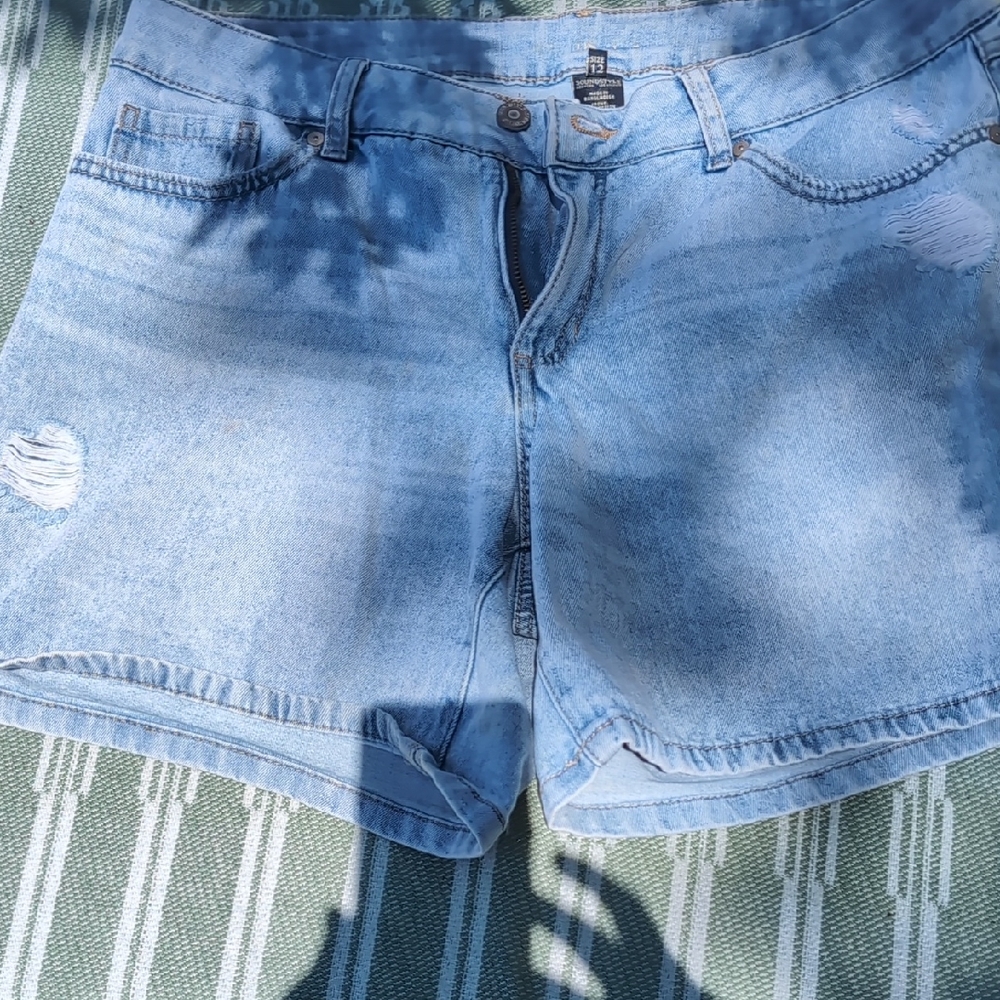 Blue Distressed Jean Shorts with Frayed Hem